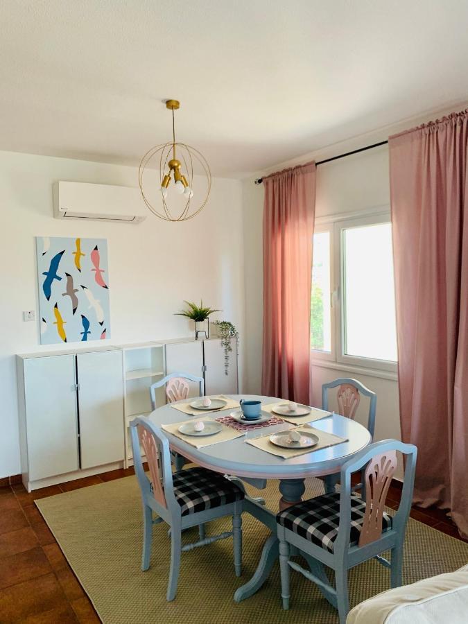 101 Hippo Apartment In Popular Regina Gardens Paphos Eksteriør billede